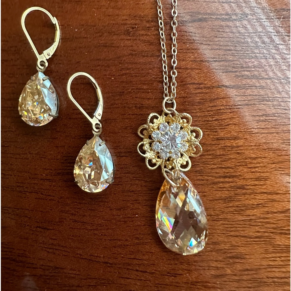Artist Handmade Crystal 14kt Gold filled Necklace and Matching Teardrop Earrings